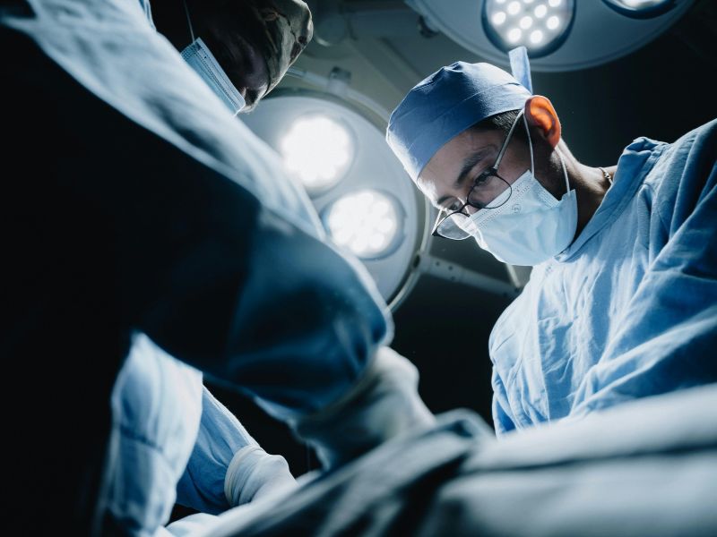 implante capilar masculino cirurgia